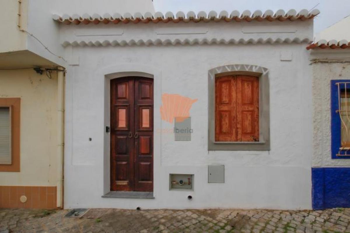 Studio in Lagos, Portugal No. 3211