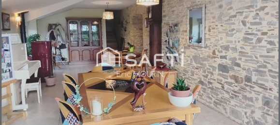 Casa de 9 dormitorios en Loire-Atlantique, France No. 102985 3