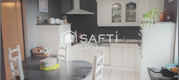 Casa de 9 dormitorios en Loire-Atlantique, France No. 102985 4