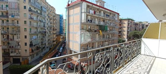 4-Zimmer Wohnung in Naples, Italy, Nr. 37488 10