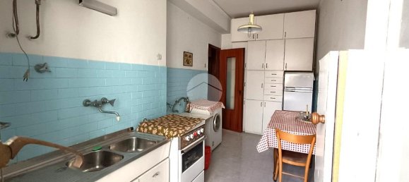 4-Zimmer Wohnung in Naples, Italy, Nr. 37488 15