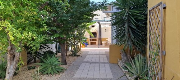 Casa de 5 dormitorios en Alicante, Spain No. 177194 18