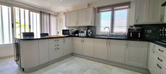 Casa de 5 dormitorios en Alicante, Spain No. 177194 22