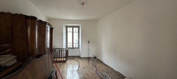 2 rooms Duplex in Varese, Italy No. 67414 12