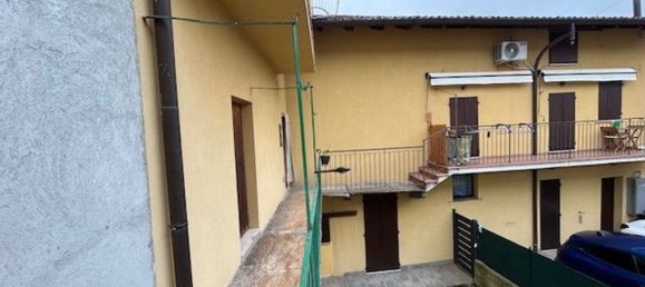 2 rooms Duplex in Varese, Italy No. 67414 17