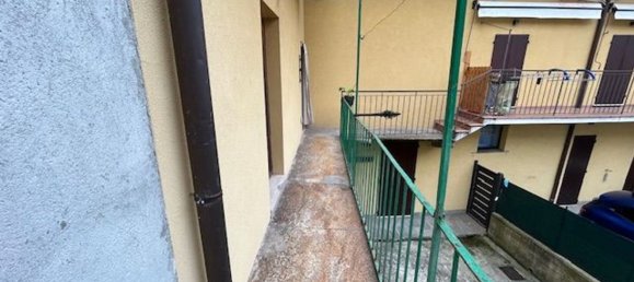 2 rooms Duplex in Varese, Italy No. 67414 11