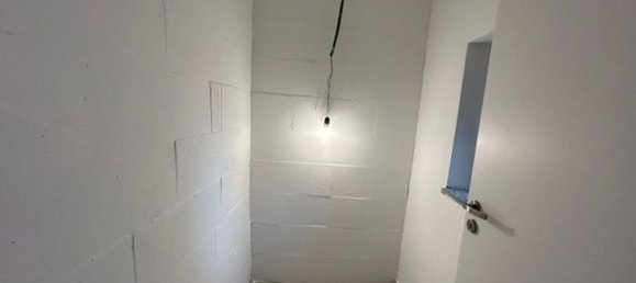 2 rooms Duplex in Varese, Italy No. 67414 18