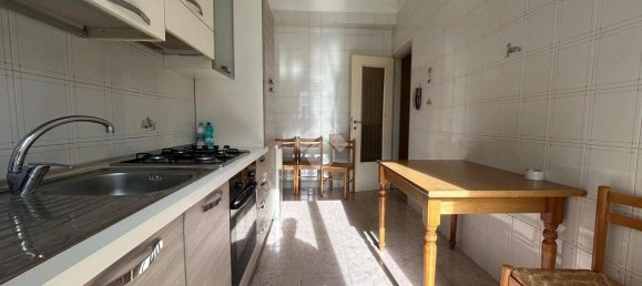 Apartamento de 3 dormitorios en Cosenza, Italy No. 32712 11