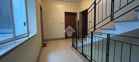 Apartamento de 3 dormitorios en Cosenza, Italy No. 32712 18