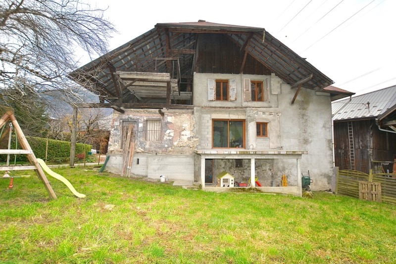 Villa de 2 dormitorios en Pallud, France No. 263736