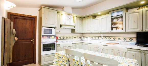 6 bedrooms House in Cesena, Italy No. 347738 10