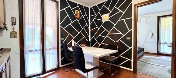 3 bedrooms Villa in Mestrino, Italy No. 262507 11