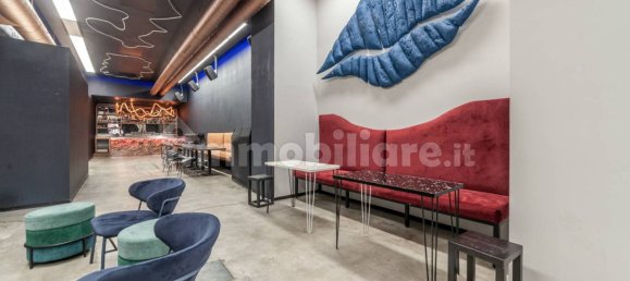 1-Zimmer Gewerbliche Immobilie in Rome, Italy, Nr. 199008 2