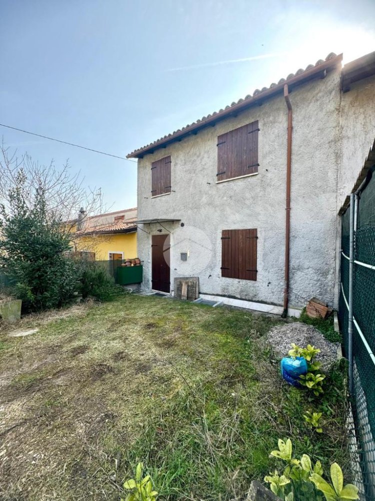 Casa T4 em Caprino Veronese, Italy N.º 159121