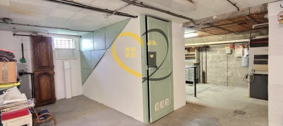 Casa T3 em Saint-Germain-du-Puy, France N.º 76911 8