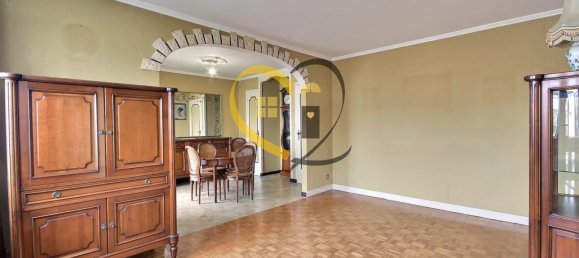 Casa T3 em Saint-Germain-du-Puy, France N.º 76911 5