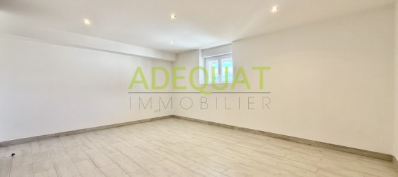 Casa de 3 dormitorios en Cessieu, France No. 246762 25