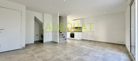 Casa de 3 dormitorios en Cessieu, France No. 246762 12