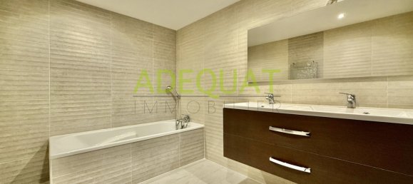 Casa de 3 dormitorios en Cessieu, France No. 246762 26