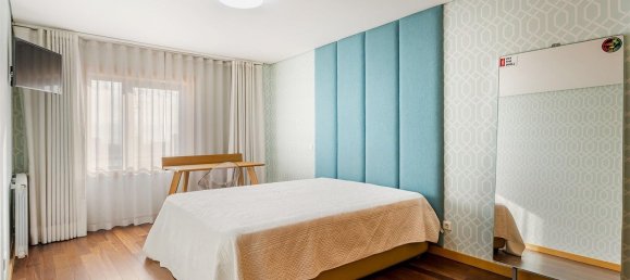 3 bedrooms Apartment in Porto, Portugal No. 97702 21