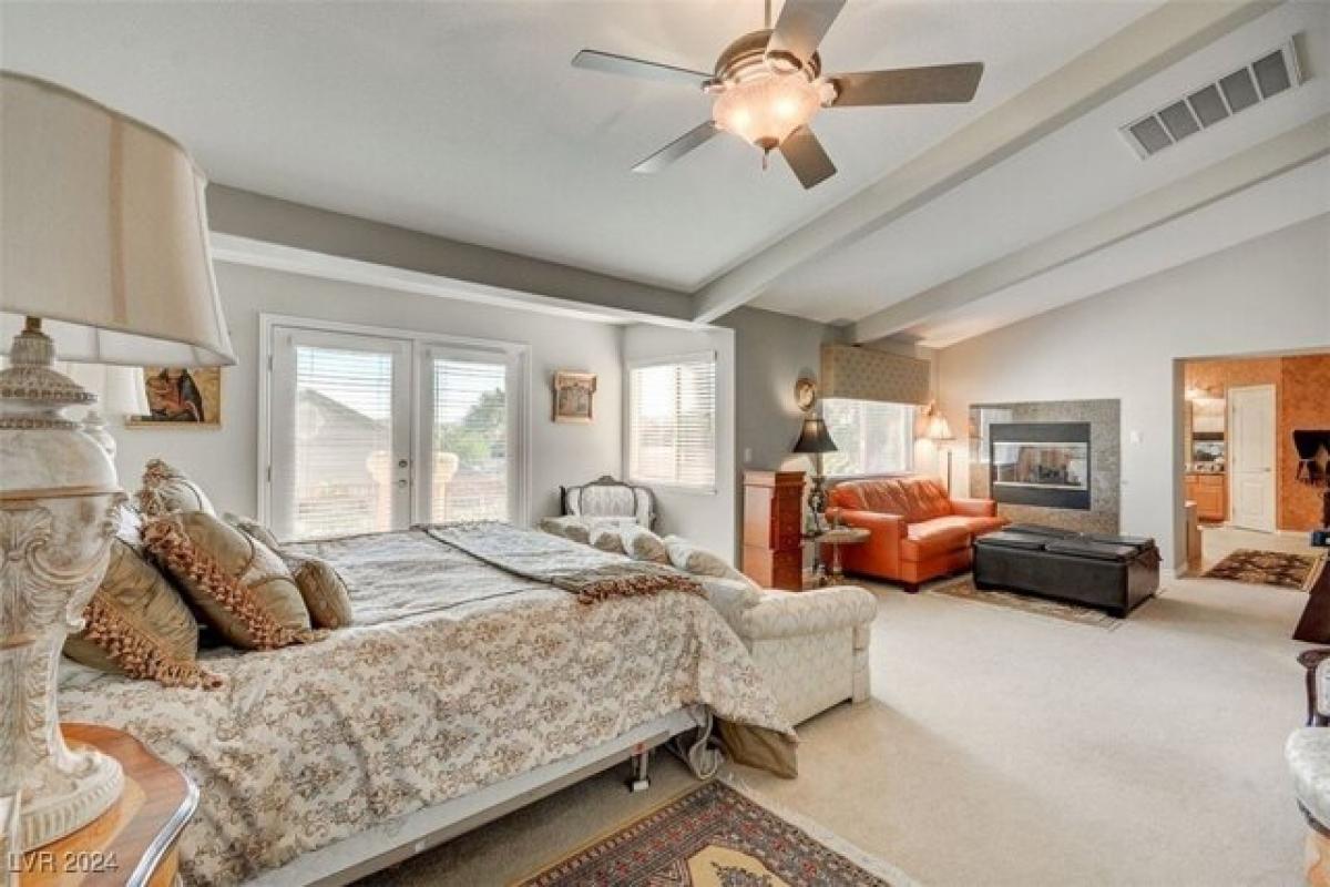 5 bedrooms House in Las Vegas, USA No. 378341