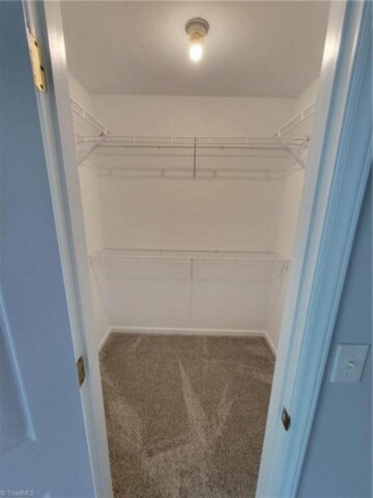 Дом с 3 спальнями в Гринсборо, США № 406053