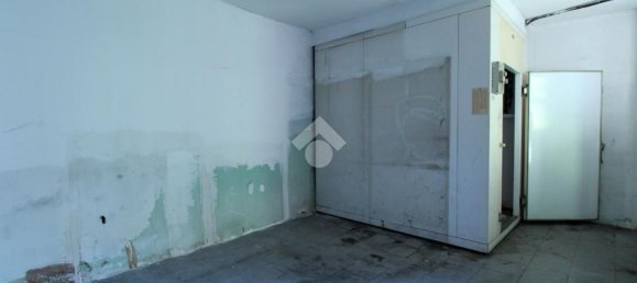 Gewerbliche Immobilie in Sirtori, Italy 150m², Nr. 78326 3