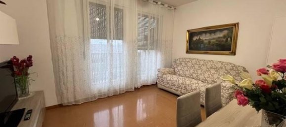 3 rooms Apartment in Milan, Italy No. 242438 10