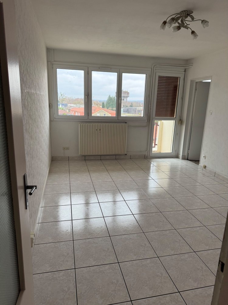 3 Schlafzimmer Wohnung in Luneville, France, Nr. 221983