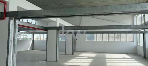 480m² Warehouse in Lisbon, Portugal No. 88291 16