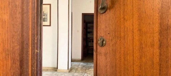 4-Zimmer Wohnung in San Giovanni Valdarno, Italy, Nr. 43634 2