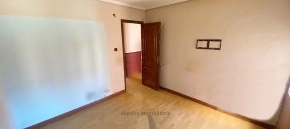 Квартира с 3 спальнями в Паленсия, Испания № 93946 2