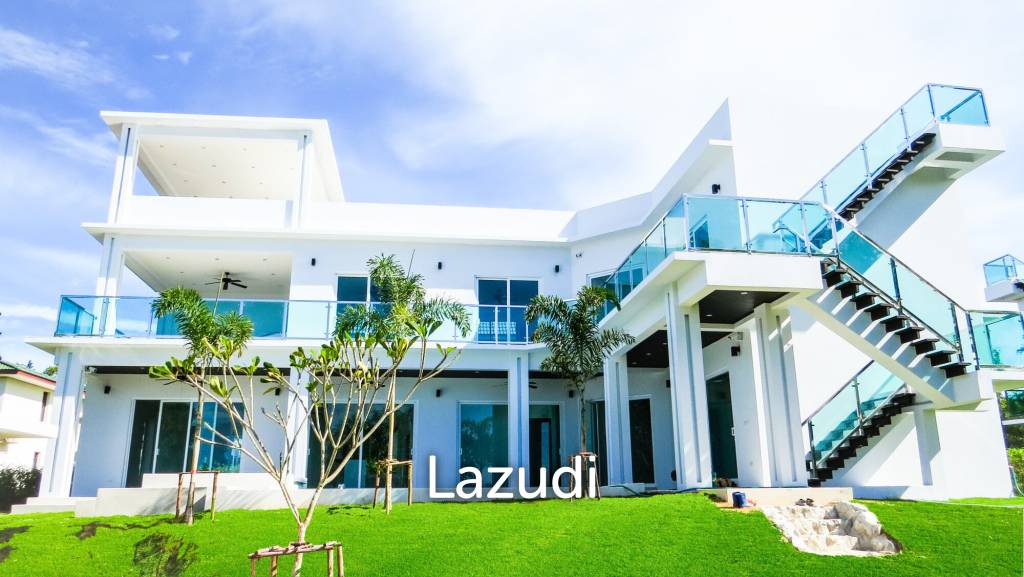 9 bedrooms Cafe / restaurant in Pattaya, Thailand No. 23781