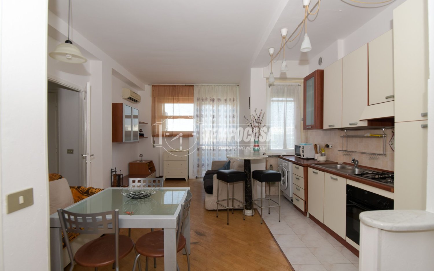 Apartamento de 1 dormitorio en Milan, Italy No. 392979