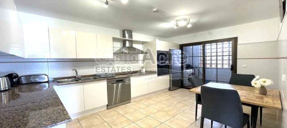 4 bedrooms Villa in Caleta De Fuste, Spain No. 149199 3