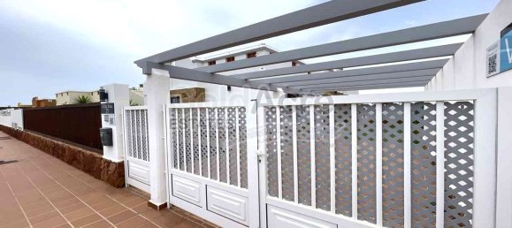 4 bedrooms Villa in Caleta De Fuste, Spain No. 149199 8