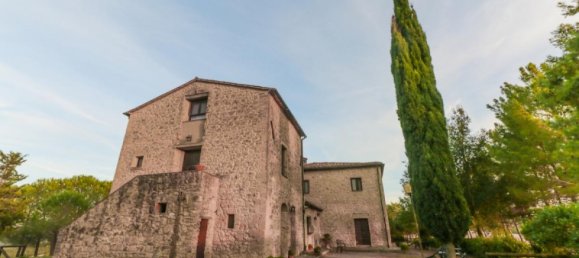 9 غرف نوم مزرعة في Volterra, Italy رقم 255 2