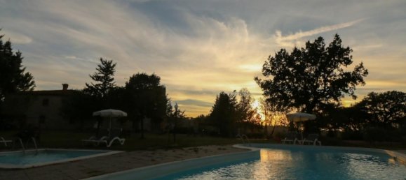 9 غرف نوم مزرعة في Volterra, Italy رقم 255 3