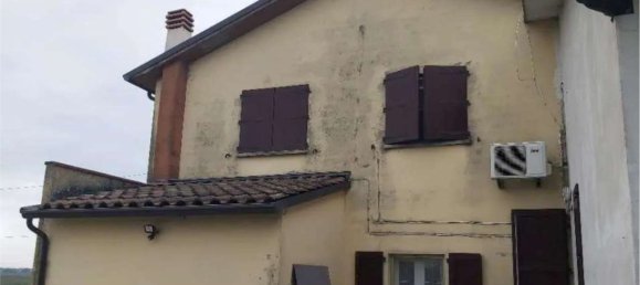 6 bedrooms Apartment in Alfonsine, Italy No. 381588 4