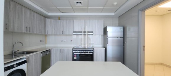 2 bedrooms Apartment in Tourist Club Area, UAE No. 40642 6