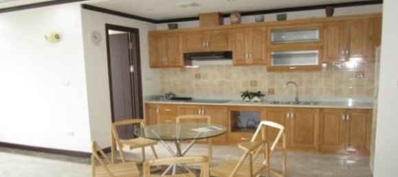 2 bedrooms Apartment in Ba Dinh, Vietnam No. 4571 2