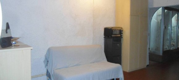 Studio in Bologna, Italy No. 145478 3