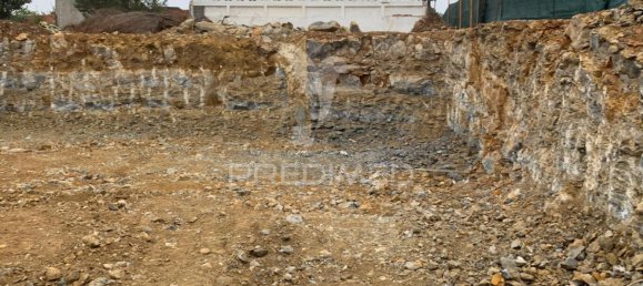 243m² Land in Rio de Mouro, Portugal No. 147211 8