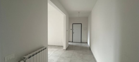 3 bedrooms Apartment in Florence, Italy No. 322920 9