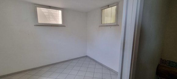 5 rooms House in Massa, Italy No. 87209 19