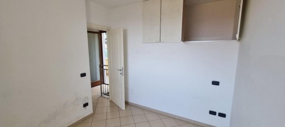 5 rooms House in Massa, Italy No. 87209 2