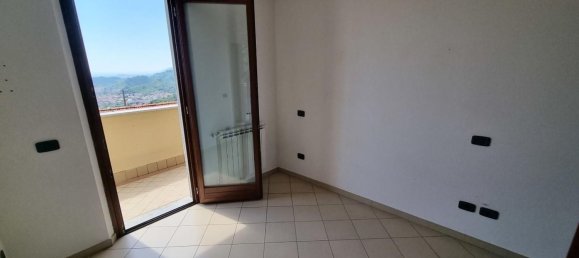 5 rooms House in Massa, Italy No. 87209 4