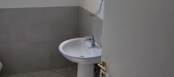 5 rooms House in Massa, Italy No. 87209 22