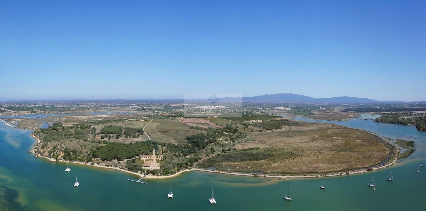 Земельный участок 444м² в Мешильоейра Гранде, Португалия № 207610