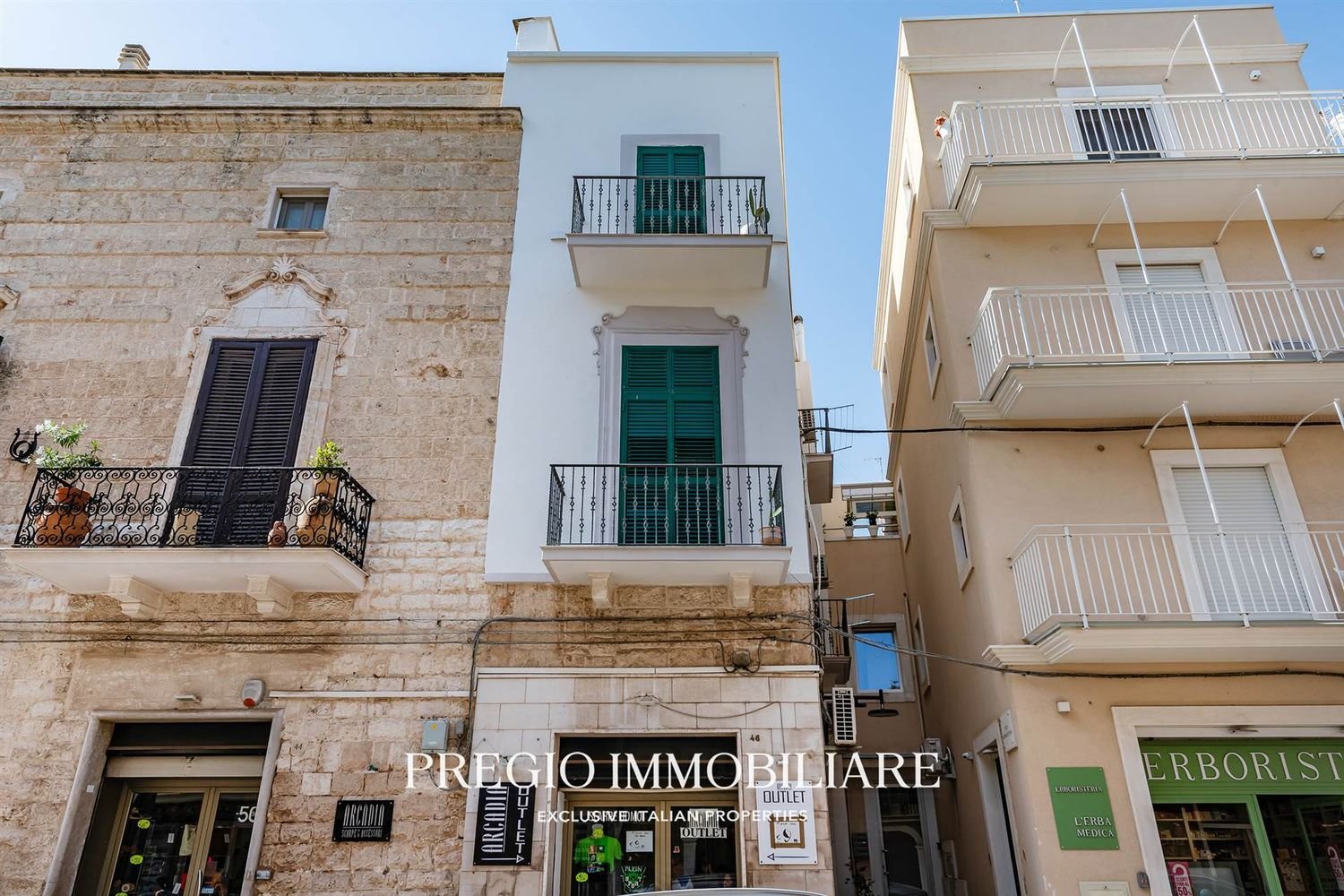 6 chambres Maison à Mola di Bari, Italy No. 337733